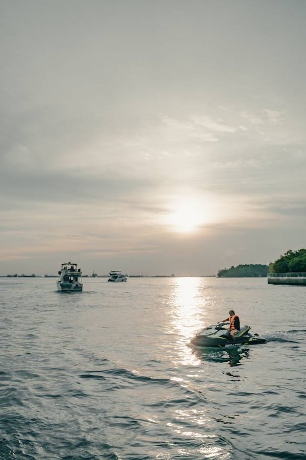 Où trouver des locations de jet ski avec assurance en France ?